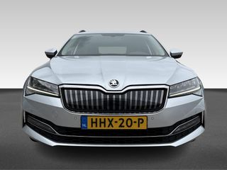 Voertuigafbeelding 6