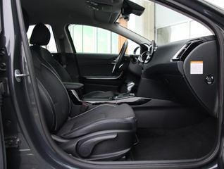 Voertuigafbeelding 27