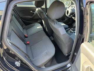 Voertuigafbeelding 12