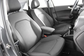 Voertuigafbeelding 2