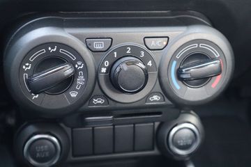 Voertuigafbeelding 9