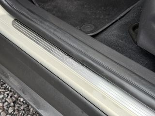 Voertuigafbeelding 35