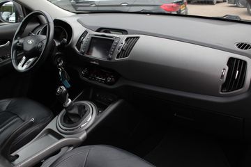 Voertuigafbeelding 12