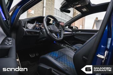 Voertuigafbeelding 23