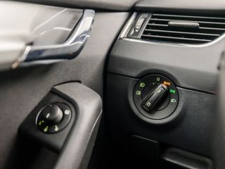 Voertuigafbeelding 26