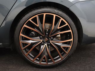 Voertuigafbeelding 32