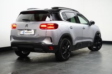 Voertuigafbeelding 3