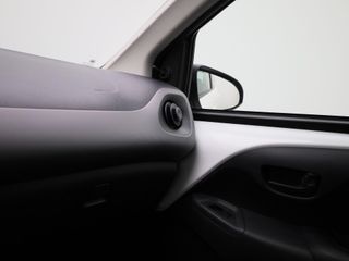 Voertuigafbeelding 21