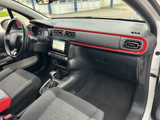 Voertuigafbeelding 15