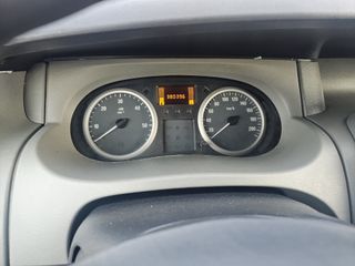 Voertuigafbeelding 18