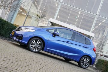 Voertuigafbeelding 9