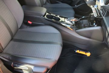 Voertuigafbeelding 4