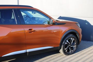 Voertuigafbeelding 8