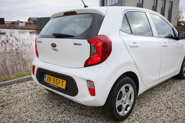 Voertuigafbeelding 17