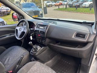 Voertuigafbeelding 9