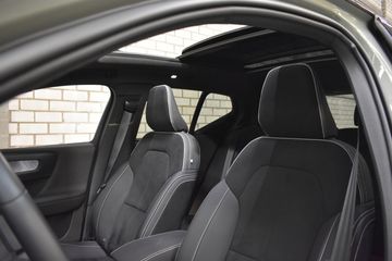 Voertuigafbeelding 3