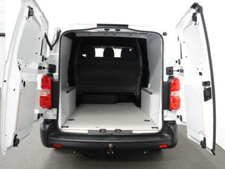 Voertuigafbeelding 7