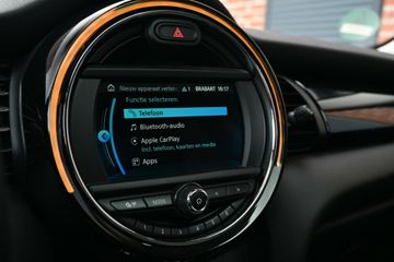 Voertuigafbeelding 18