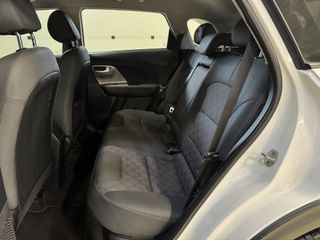 Voertuigafbeelding 17