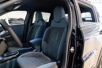 Voertuigafbeelding 10