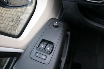 Voertuigafbeelding 25