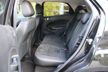 Voertuigafbeelding 5