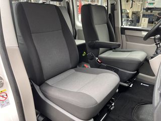 Voertuigafbeelding 6