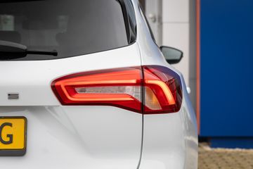 Voertuigafbeelding 8