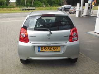 Voertuigafbeelding 5