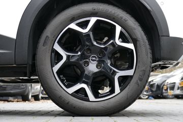 Voertuigafbeelding 11