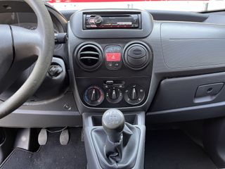 Voertuigafbeelding 12