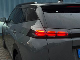 Voertuigafbeelding 16