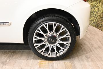 Voertuigafbeelding 15