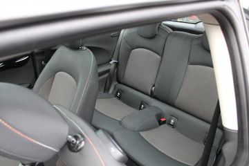 Voertuigafbeelding 17