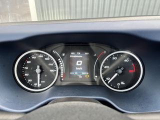 Voertuigafbeelding 11