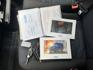 Voertuigafbeelding 13