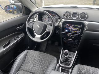 Voertuigafbeelding 5