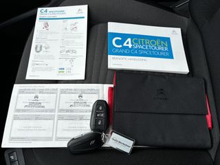 Voertuigafbeelding 3