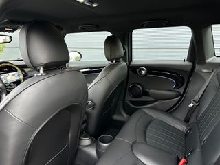 Voertuigafbeelding 34