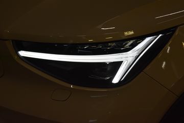 Voertuigafbeelding 9