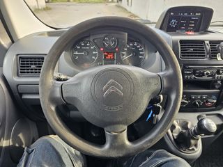 Voertuigafbeelding 19