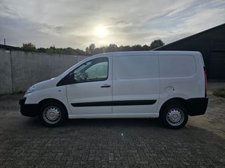 Voertuigafbeelding 2