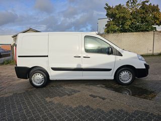 Voertuigafbeelding 6