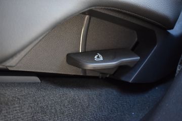 Voertuigafbeelding 42