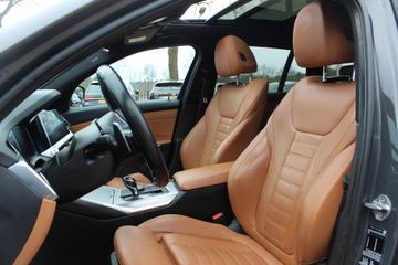 Voertuigafbeelding 3