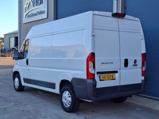 Voertuigafbeelding 6