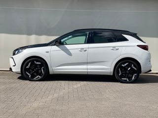 Voertuigafbeelding 3