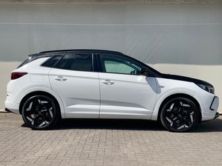 Voertuigafbeelding 4