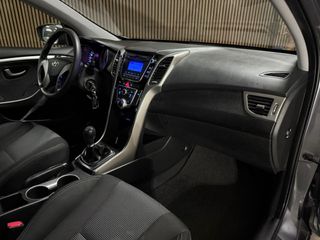 Voertuigafbeelding 9