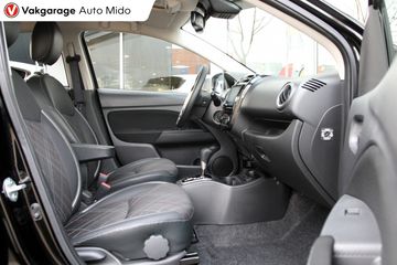 Voertuigafbeelding 12